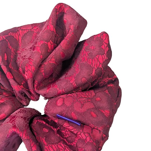 Jumbo satin scrunchie floral pattern for special occasions weddings, anniversary - Picture 2 of 4